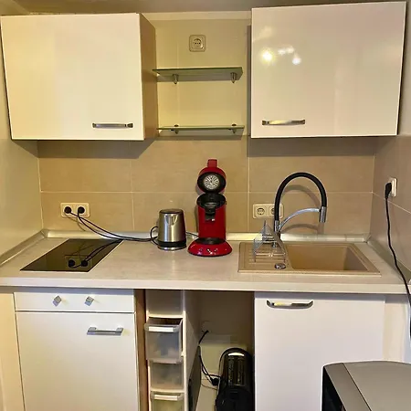 Appartement In With Parking *